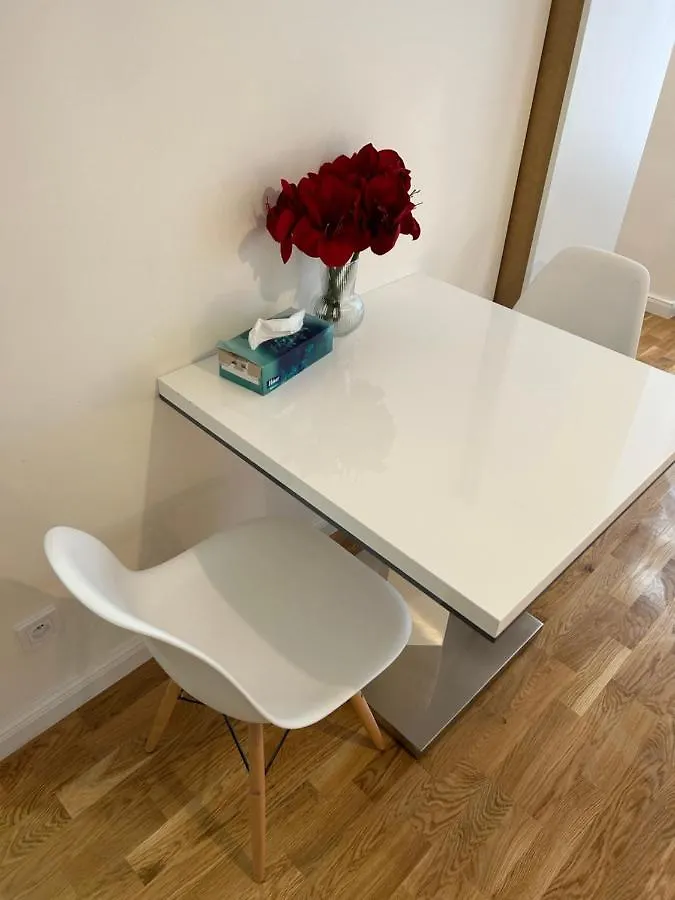 Helen New Apartments Chain Florenc Prague